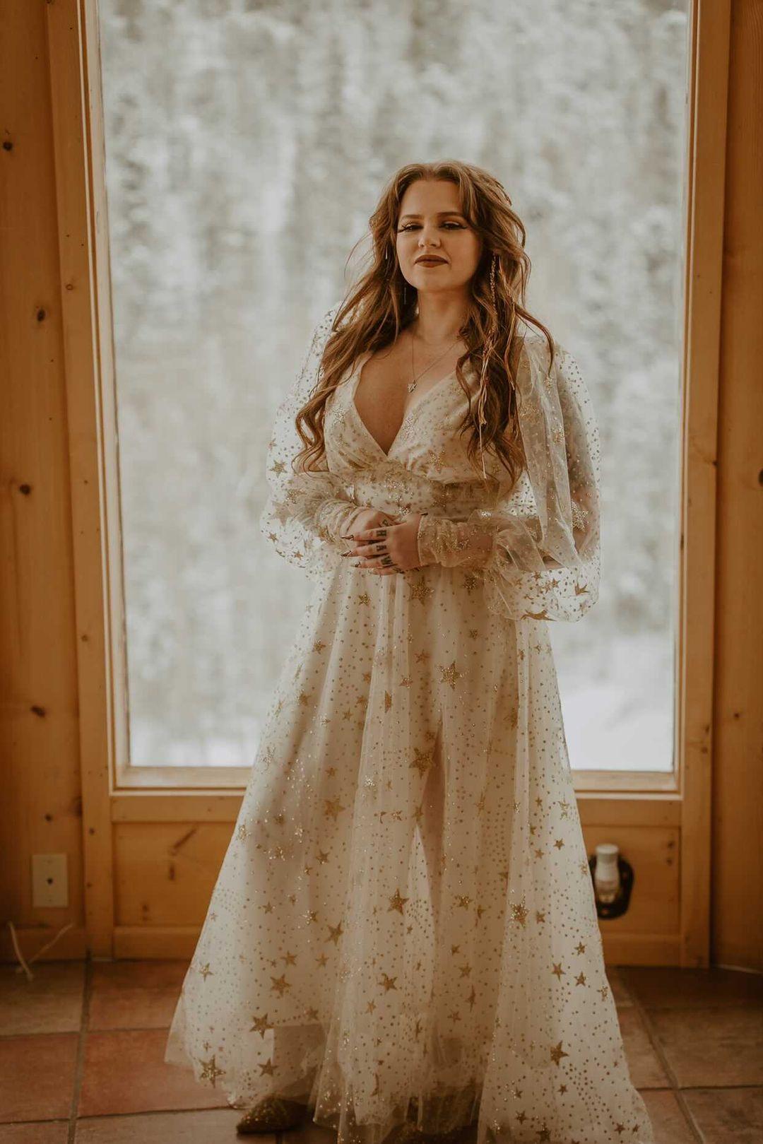 Hochzeitskleid Boho Style mit Glittersterne